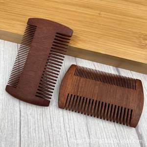 Pettine per <span class=keywords><strong>Barba</strong></span> da <span class=keywords><strong>Uomo</strong></span> con Manico in Legno di Sandalo, Doppia Finitura a Denti Larghi e Fini, per Uso Domestico, a Marchio Privato - Product Image 4