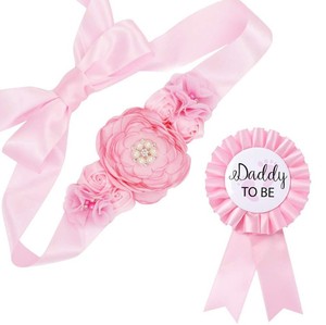 Ensemble de ceintures de <span class=keywords><strong>grossesse</strong></span> à fleurs et rubans rose et bleu pour future maman et future papa, idéal pour les fêtes de baby shower et la décoration. - Product Image 4
