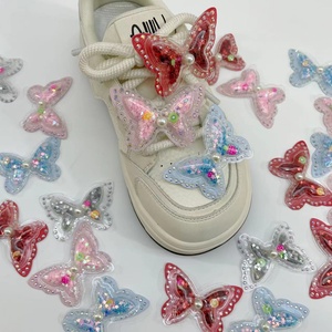 Decorazioni Creative per <span class=keywords><strong>scarpe</strong></span> fatte da te Design in plastica resistente <span class=keywords><strong>con</strong></span> paillettes Decorative perline fabbrica all'ingrosso fonte di TPU - Product Image 1