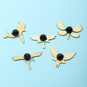 Broche en alliage de zinc imprimée, thème dessin animé, merchandising de films et séries TV, Anime/Angel World Winged <span class=keywords><strong>Beast</strong></span>/Kun, accessoire élégant - Product Image 3