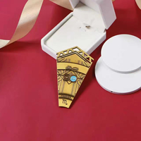 Broche personnalisée en métal scintillant avec motif de dessin animé pour revers, badge amusant et chatoyant pour cols tendance et fêtes