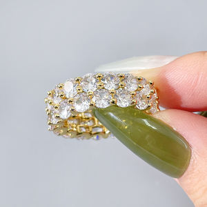 Anillos de Zirconia Cúbica de 4MM al por Mayor, Anillos de Moda con Doble Línea Estilo Hip Hop para Hombres y Mujeres - Product Image 4