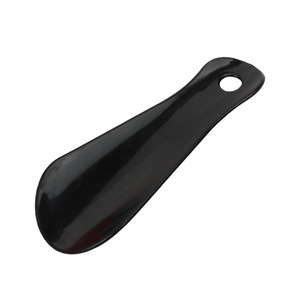Chausse-pied mini compact en plastique portable pour un enfiler facile des chaussures - Product Image 4