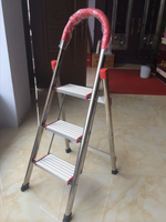 Nouvelle échelle pliante portable 3-8 marches style 2025, capacité de charge 300 kg, pour extérieur, cuisine, supermarché, salle de bain
