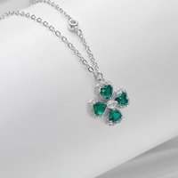 Haute qualité luxe mode délicate chaîne collier saint valentin amitié en gros 925 bijoux en argent émeraude trèfle colliers