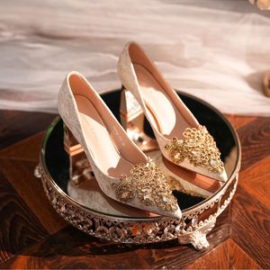 7777M-007 Satin Pumps Pointed Toe Block <b>Heel</b> Rhinestone Bridal Shoes Red <b>Gold</b> High <b>Heel</b> <b>Wedding</b> Dress Shoes - Product Image 4