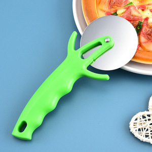 Cortador de Pizza Wanlai 430 de Acero Inoxidable con Mango de Plástico, Cuchillo de Rueda Mediana para Panqueques, Herramienta de Repostería de Una Sola Rueda, Yangjiang - Product Image 3
