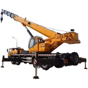 Grue mobile sur camion de 70 tonnes TC700C5 de Chine avec moteur télescopique, haute efficacité, hauteur de levage de 65 m - Product Image 4