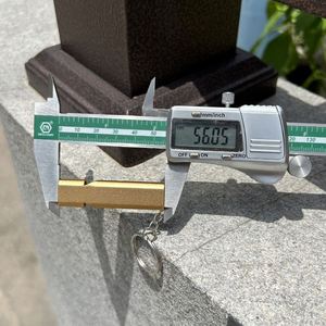 Sifflet de survie et de sauvetage extérieur en alliage d'aluminium à double fréquence et double tube, personnalisable, outil EDC, vente en gros - Product Image 5