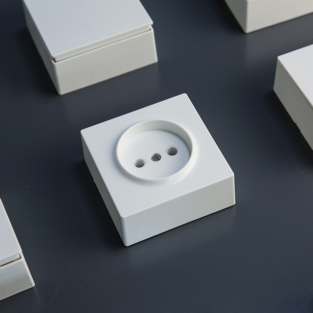 Popular Eu Standard ABS Material Surface Mounted 1 Gang Russian Socket 16A 250V~ Wall Socket Plug for Home
