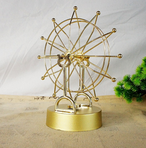 Ornement Créatif Rotatif Newton Ornement Corps Céleste Coloré Petite Boule Décoration En Métal Or Grande Roue Artisanat En Métal - Product Image 5