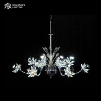 Lustre moderne de luxe en métal et cristal, éclairage chaleureux, forme de fleur, pour la décoration de mariage, de banquet et de fête