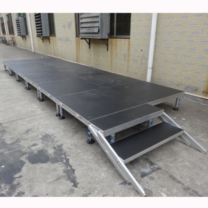 Pieds de scène portables en aluminium pour extérieur, hauteur réglable, avec montage facile et surface antidérapante pour événements - Product Image 4