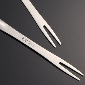 Cuchara y Tenedor 2 en 1 de Acero Inoxidable 304, Cuchara Integrada para Postre, Cuchara para Helado de Frutas, Tenedor para Ensalada, Tenedor para Pastel de Hotel - Product Image 4