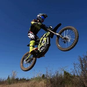 Moto électrique de motocross Surron Light Bee 2026 avec suspension de course améliorée, pneus avant 19'' et arrière 18'', moto de course <span class=keywords><strong>enduro</strong></span> - Product Image 6