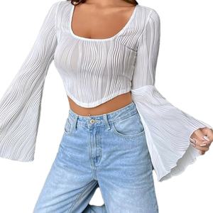 T-shirt personnalisé de haute qualité pour femme, coupe slim, col en U, motif vague d'eau, manches longues, style crop top, idéal pour l'été - Product Image 2