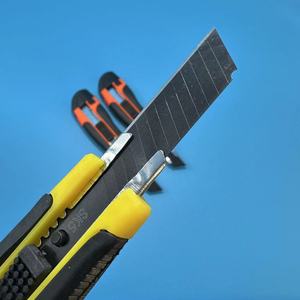 Cuchillo utilitario clásico pequeño, cortador de papel, cuchillo metálico, cortador de papel tapiz, tienda de oficina y papelería de 2 yuanes. - Product Image 5