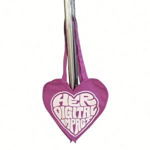 Bolsa de Lona Reutilizable de Gran Capacidad, Ecológica, con Estampado Personalizado de Alta Calidad en Color Natural y Forma de Corazón - Product Image 4