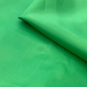 Prezzo di fabbrica 100% poliestere <span class=keywords><strong>taffet</strong></span>à fodera in tessuto per la borsa della valigia del vestito tessuto dell'indumento - Product Image 6