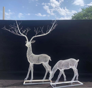 Statua di Cervo 3D in Metallo a Grandezza Naturale per Decorazione Giardino Esterno, Grande Scultura di Cervo in Acciaio Inossidabile con Illuminazione - Product Image 5