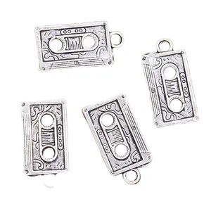 Charms Retro 80er Jahre Kassette 23x12mm Antik Silber Farbe Anhänger Herstellung DIY hand gefertigten tibetischen Finding Schmuck