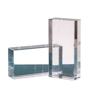 Briques <span class=keywords><strong>de</strong></span> <span class=keywords><strong>verre</strong></span> <span class=keywords><strong>de</strong></span> coulée <span class=keywords><strong>de</strong></span> 50*100*200mm avec trous décoration intérieure blocs <span class=keywords><strong>de</strong></span> <span class=keywords><strong>verre</strong></span> <span class=keywords><strong>de</strong></span> construction <span class=keywords><strong>cloison</strong></span> murale - Product Image 4