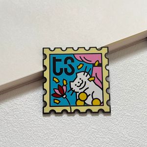 Épinglette en émail AI-MICH, style traditionnel, personnalisée, avec motifs de livres d'anime et de chiens, thé pour plantes et fleurs, et finition plaquée antique - Product Image 4