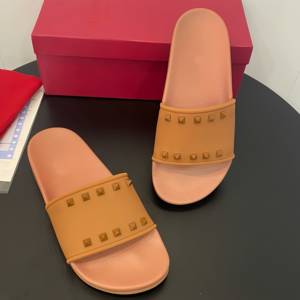 Pantuflas Unisex de Alta Calidad con Diseño de Tachuelas, Pantuflas de Playa para Exteriores, Transpirables y Desodorantes, Dropshipping - Product Image 5