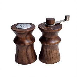 Juego de salero y pimentero de madera de roble de lujo, diseño ecológico, construcción duradera, grosor ajustable, apto para lavavajillas, hecho a mano - Product Image 1