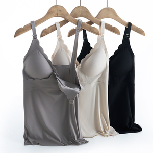 Vente en gros de camisoles en soie glacée avec coussinet Hauts <span class=keywords><strong>d</strong></span>'<span class=keywords><strong>allaitement</strong></span> croisés respirants pour la grossesse Vêtements <span class=keywords><strong>d</strong></span>'<span class=keywords><strong>allaitement</strong></span> <span class=keywords><strong>D</strong></span>ébardeurs - Product Image 1