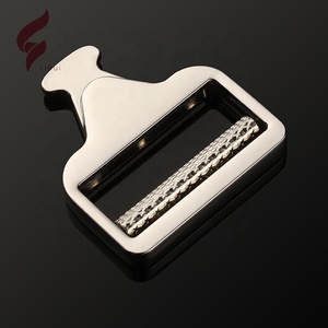 Boucle de ceinture en métal zinc personnalisée Lihui pour chaussures homme, ajusteur latéral à dégagement rapide, motif lettre logo <span class=keywords><strong>moteur</strong></span>, boucle de collier pour chien - Product Image 5