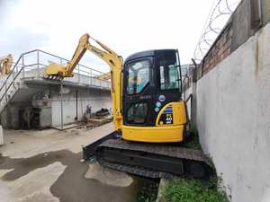 Excavatrice Komatsu PC40MR-2 d'occasion avec lame de bulldozer, mini 4 tonnes, poids opérationnel, composant moteur principal, godet de 0,18 m, puissance de 29,4 kW - Product Image 3