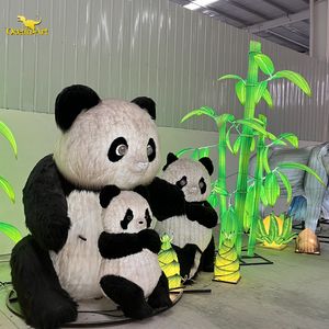 Usine de lanternes de Zigong, lanternes en soie en forme de panda colorées, fabriquées à la main, étanches, à LED, pour les décorations de Diwali et de Thanksgiving - Product Image 2