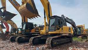 Excavatrice Komatsu PC450 45T certifiée CE, d'occasion du Japon, pour projets lourds, avec accessoire marteau hydraulique - Product Image 4