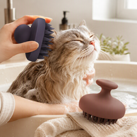 Brosse de bain pour animaux de compagnie en silicone, brosse de toilettage pour la douche, outil de massage et de démêlage pour chiens, chats, chiots et chatons