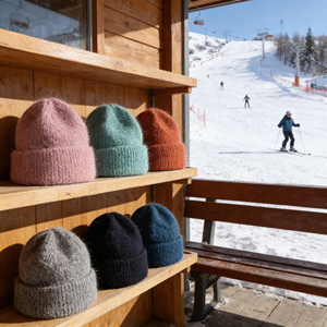 Chapeau de ski en tricot uni de couleur unie, logo brodé personnalisé unisexe, coupe-vent, design d'hiver, haute élasticité, <span class=keywords><strong>bonnet</strong></span> en acrylique tricoté - Product Image 1