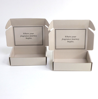 Boîtes d'expédition pliables en carton blanc moderne, écologiques, avec logo personnalisé et pelliculage mat pour emballage cadeau de montres