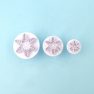 <span class=keywords><strong>Emporte</strong></span>-pièces et moules en plastique flocon de neige de Noël pour la décoration de biscuits et de gâteaux, outil de modelage d'argile - Product Image 5