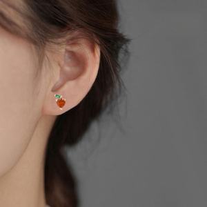 Boucles d'oreilles clous pour femmes, design sculptural Fruits, Cœurs, Feuilles, Fleurs, en acier inoxydable plaqué or 14K, géométriques exagérées, pour soirée - Product Image 2