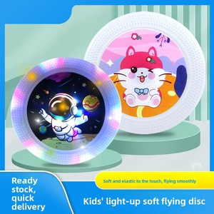 Disco Volador Luminoso LED para Niños, Juguete Deportivo de Espuma PU para Entrenamiento Sensorial, Seguro para Lanzar a Mano, para Niños y Niñas - Product Image 4