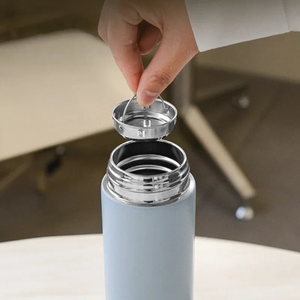 Botella de Agua Aislada al Vacío de Acero Inoxidable 304, <span class=keywords><strong>Termo</strong></span> de Doble Pared, Taza de Viaje a Prueba de Fugas, 500 ml - Product Image 4