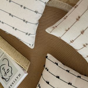 HomeMall Funda de almohada cuadrada con lunares y rayas, color negro, amarillo, marrón, rosa, verde menta, poliéster, funda de cojín extraíble para el hogar - Product Image 1