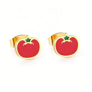 Boucles d'oreilles clous personnalisées pour enfants, motif tomate émaillée, en acier inoxydable plaqué or 18 carats, mignonnes boucles d'oreilles clous fruits pour bébés et enfants - Product Image 1