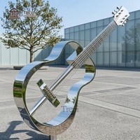 Escultura de Guitarra de Acero Inoxidable Pulido Espejo de Arte Moderno para Decoración de Jardín Exterior