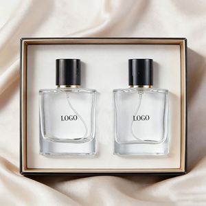 Nouvelle conception de flacon de parfum carré vide avec bouchon en bois brun 30ml 50ml 100ml pour la fourniture de contenants de parfum personnalisés - Product Image 1