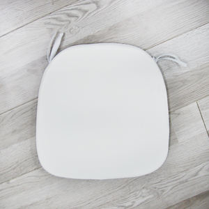 Sedie <span class=keywords><strong>Tiffany</strong></span> in Plastica Bianca Trasparente dal Design Moderno con Finitura Lucida/Satinata per Matrimoni e Hotel - Product Image 6