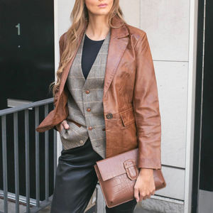 เบลเซอร์ขนสัตว์มีสไตล์สำหรับผู้หญิงแฟชั่นคุณภาพสูงสวมใส่สบายกระดุมเม็ดเดียว - Product Image 6