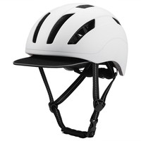 Casco ANTMAX para Patinaje, Ciclismo y Monopatín con Visera y Almohadillas Extraíbles