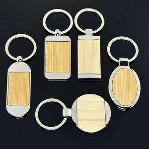 Bamboo Wooden Eco-friendly Coin Holder Keychain with Laser Engraving Factory Direct
