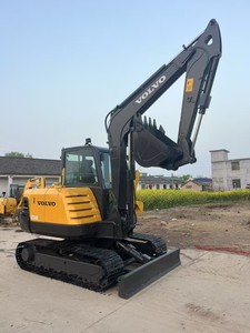 Mini-excavatrice <span class=keywords><strong>Volvo</strong></span> EC60 d'occasion, 95% <span class=keywords><strong>neuve</strong></span>, <span class=keywords><strong>prix</strong></span> bas, 6 tonnes - Product Image 4